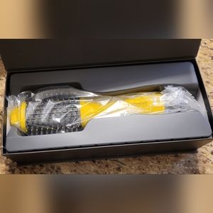 NIB Drybar The Double Shot blow-dryer brush